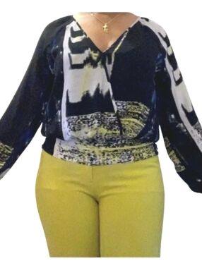 Gabrielle Union New York & Company Blouse Top Size Large Black Pattern Geometric
